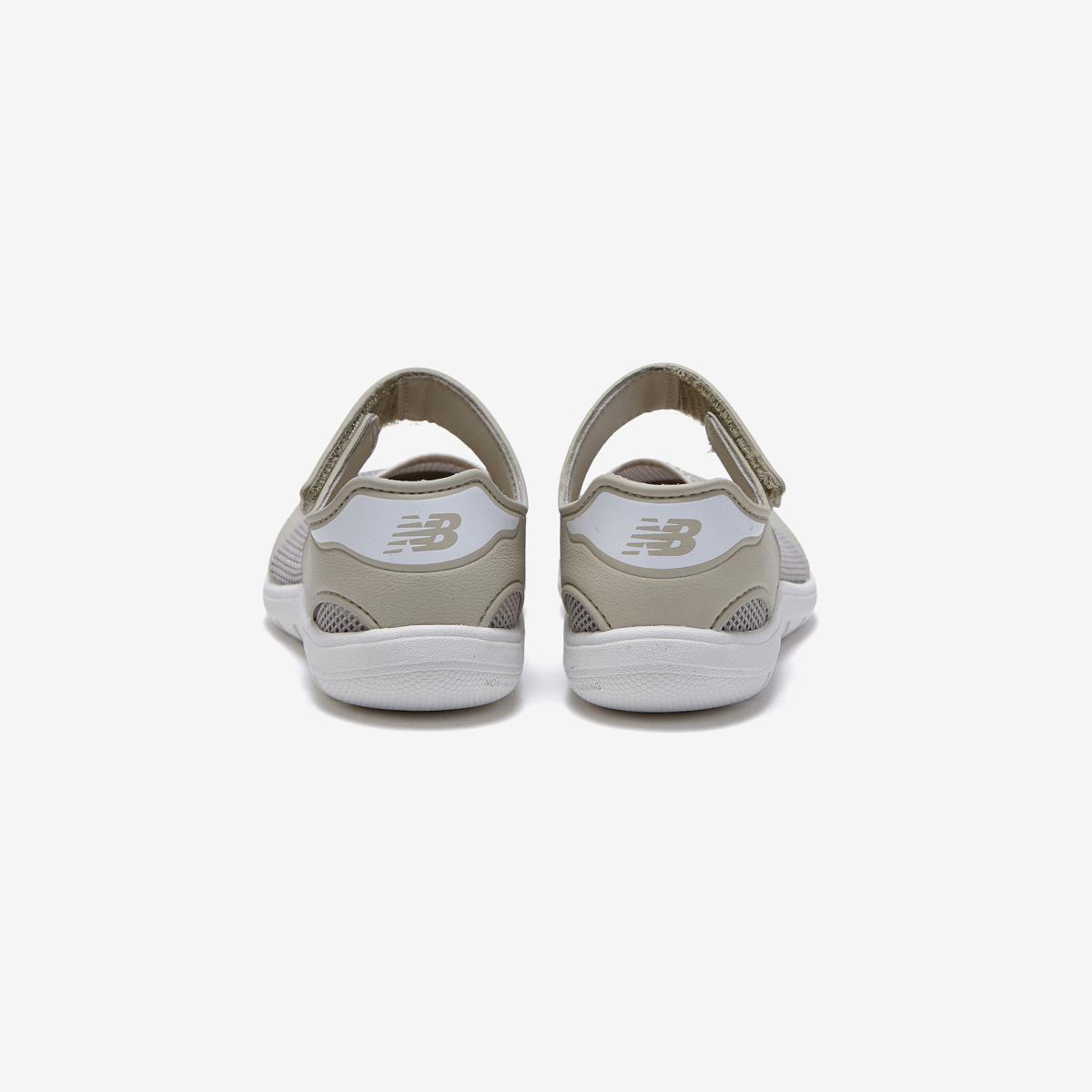 (35)Beige