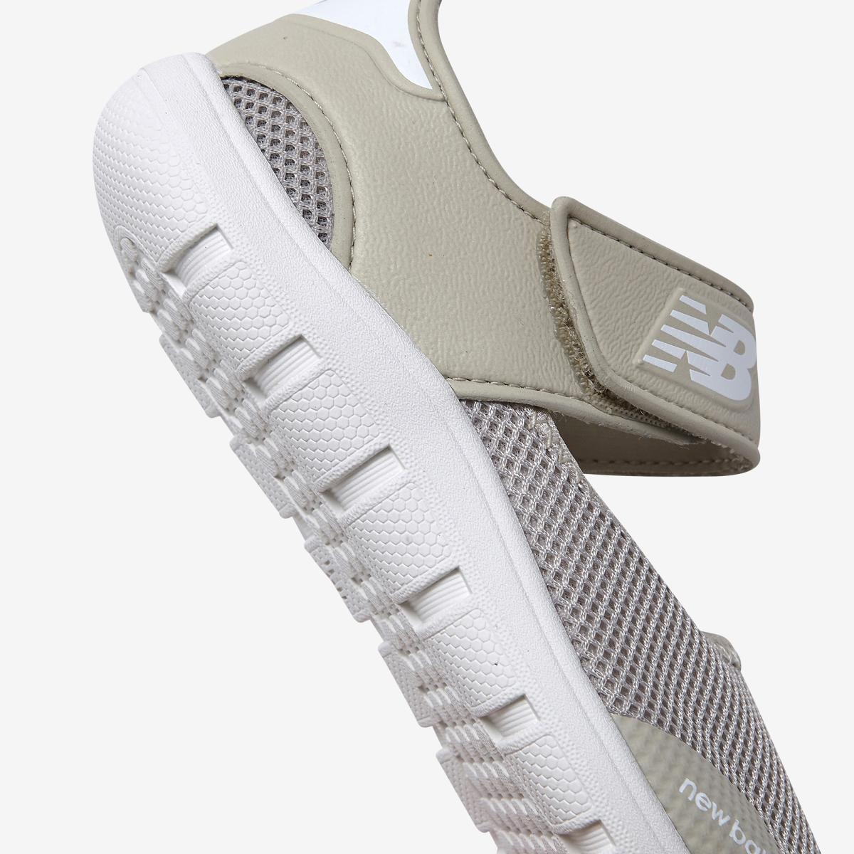 (35)Beige