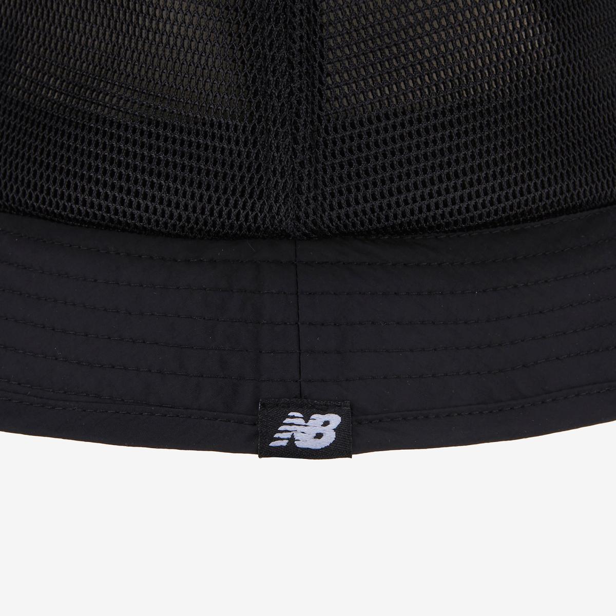 (19)Black