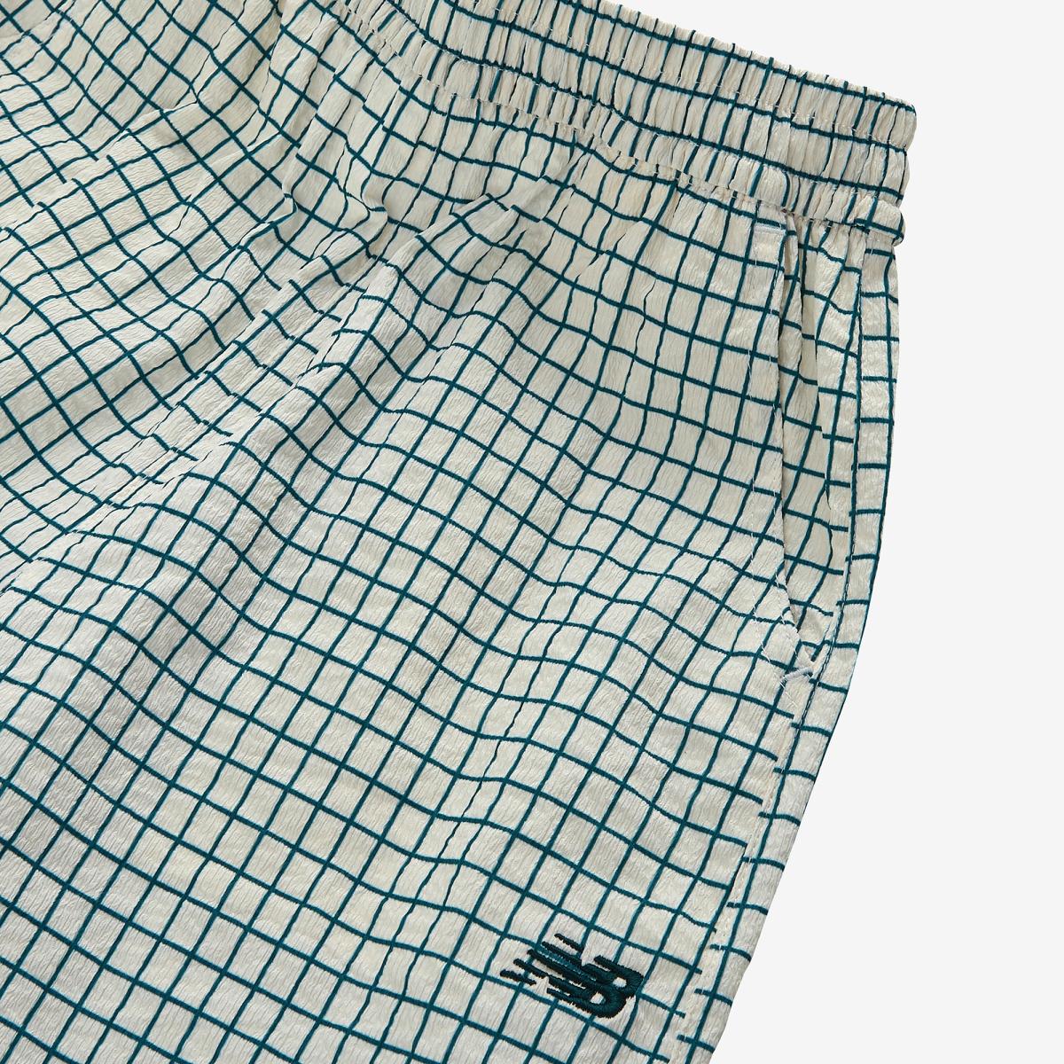 (40)Green