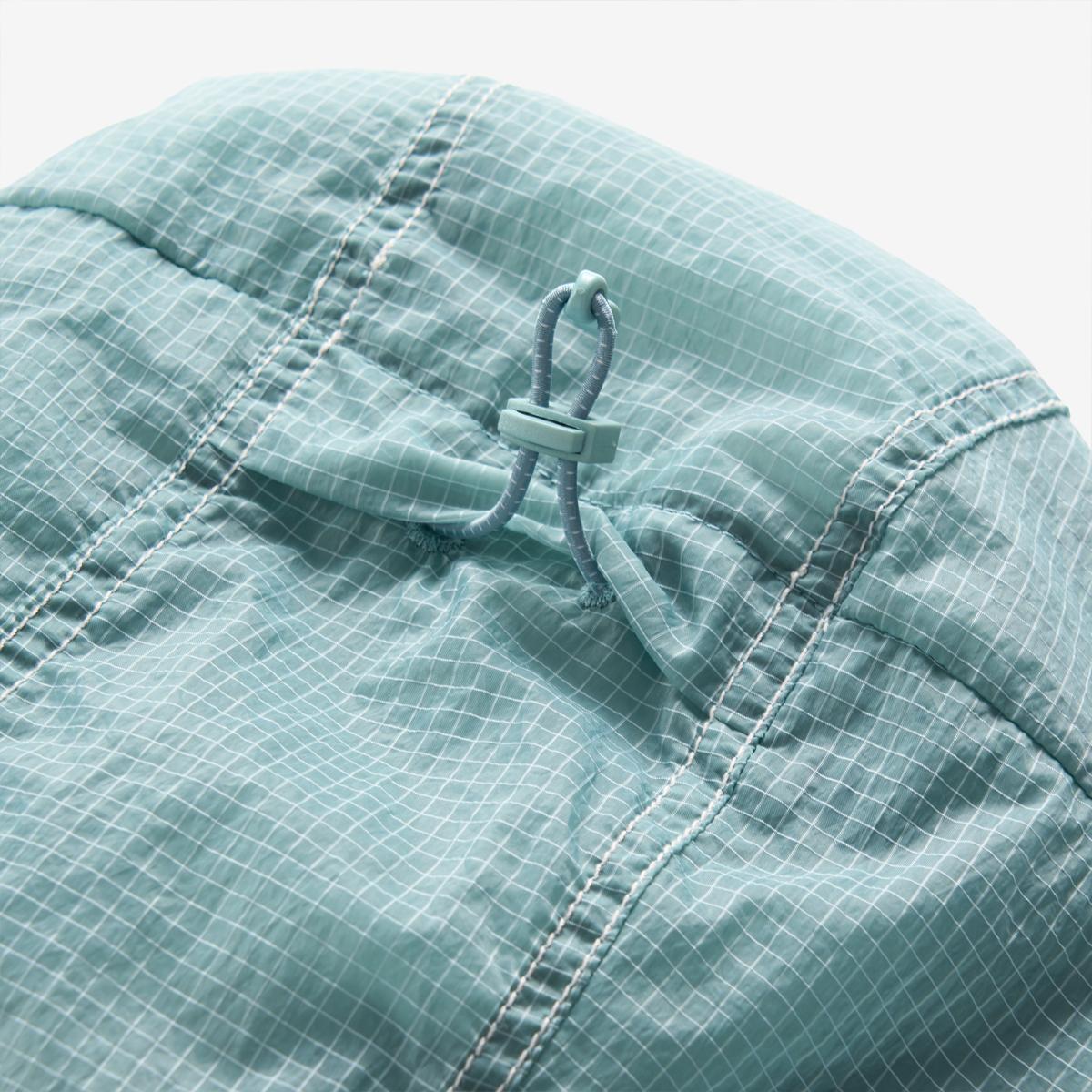 (28)Turquoise
