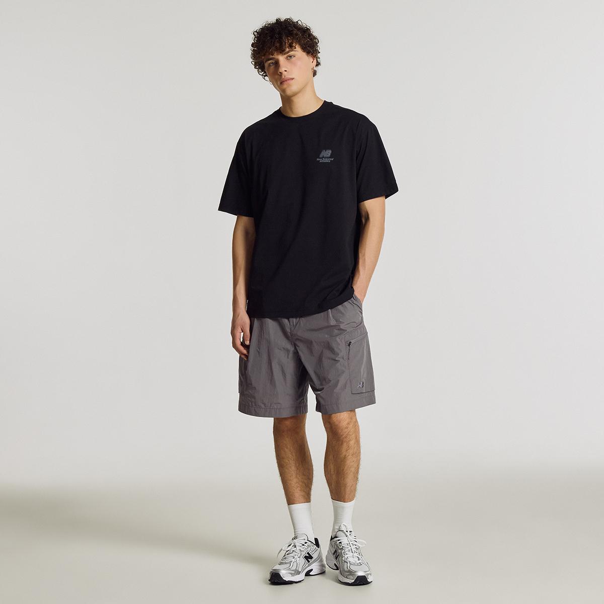(19)Black