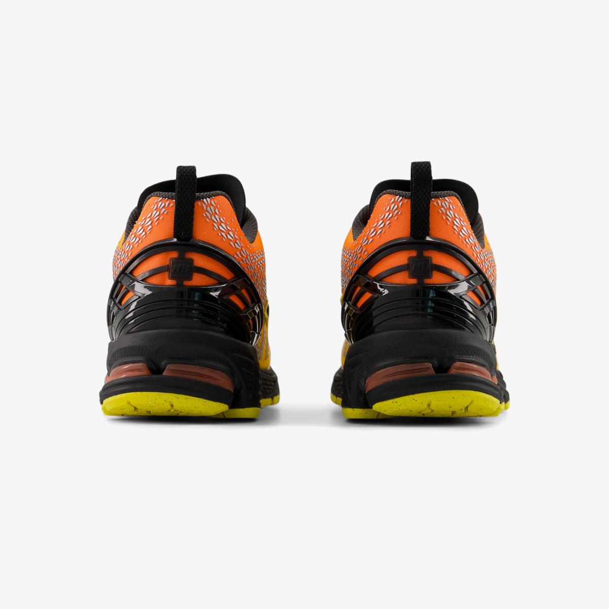 (80)Orange