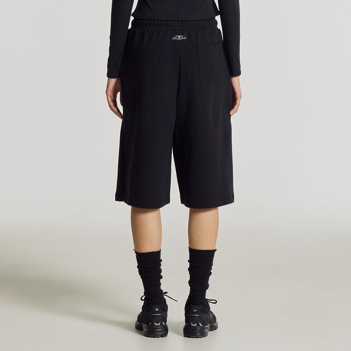 (19)Black