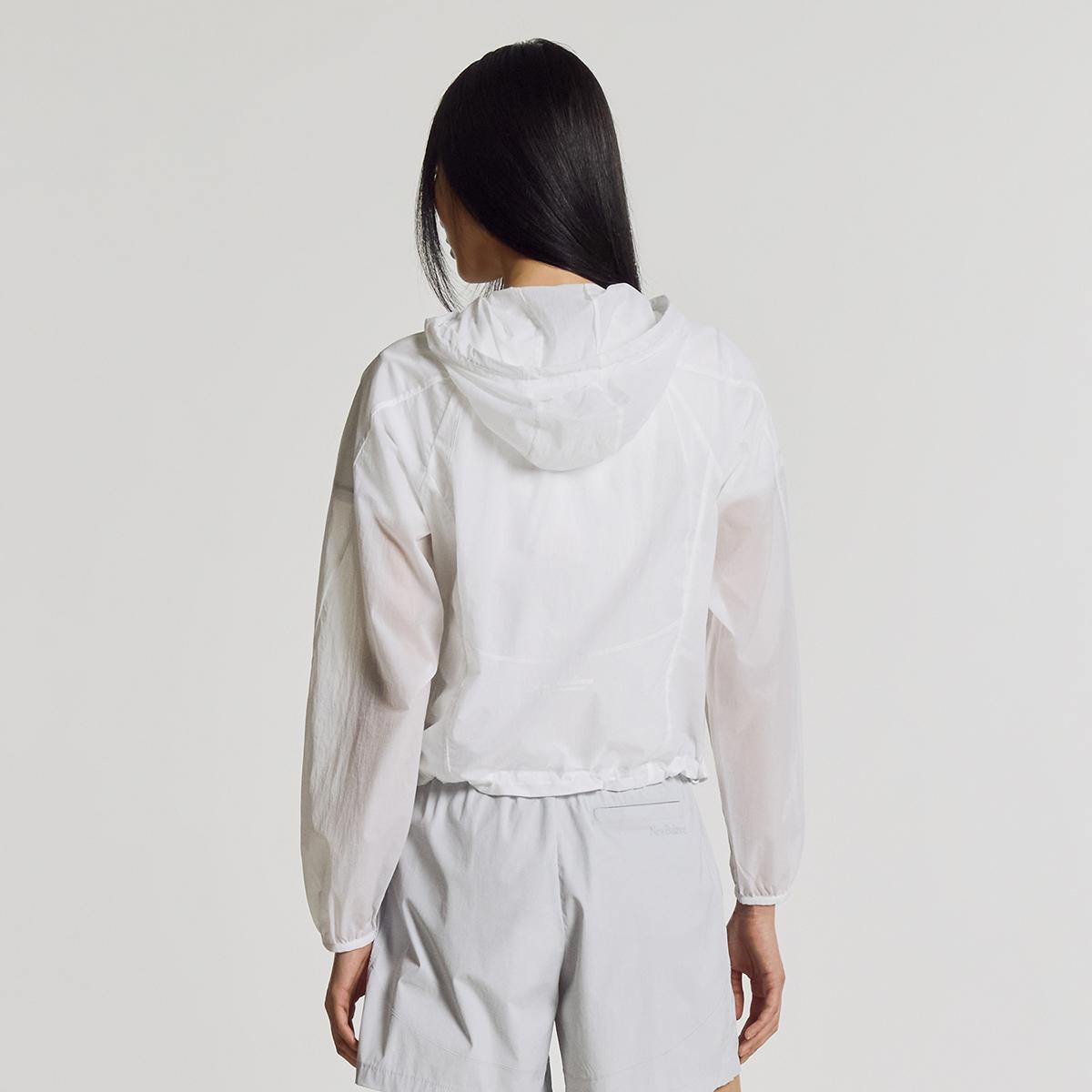 (10)White