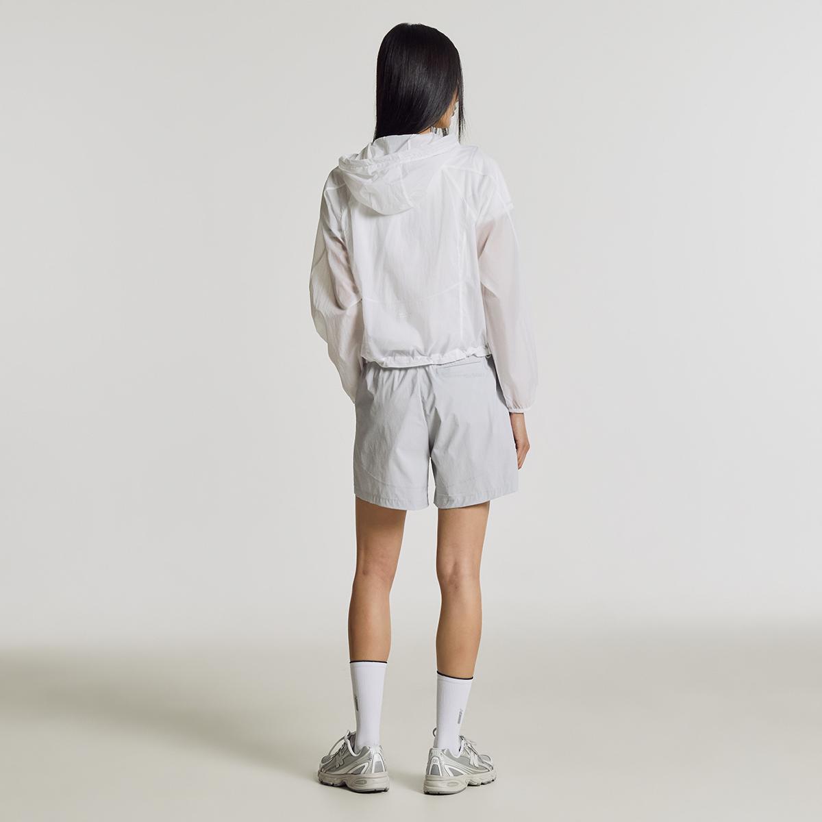 (10)White