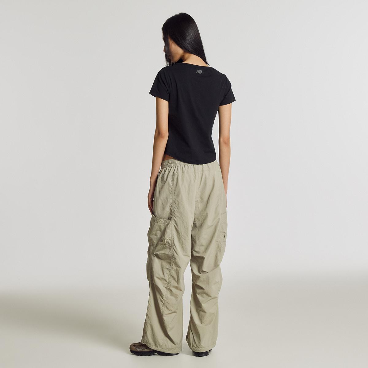 (35)Beige