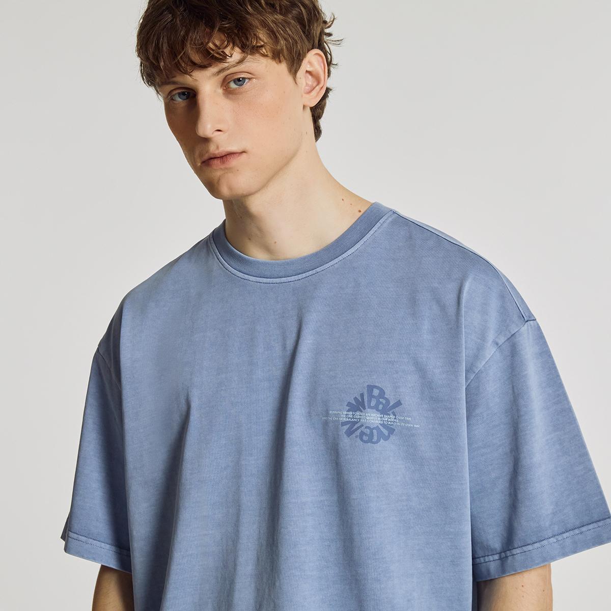 (83)Greyish Blue