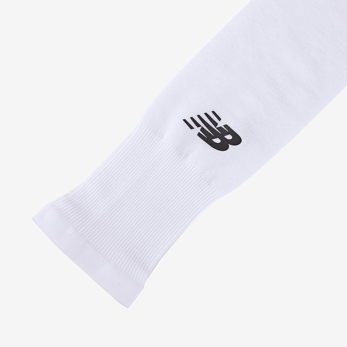 (10)White