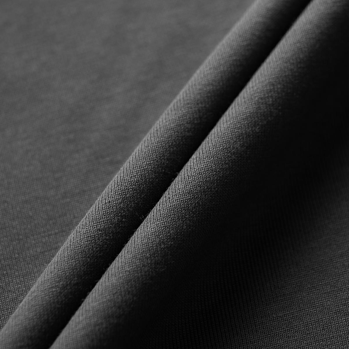 (60)Charcoal