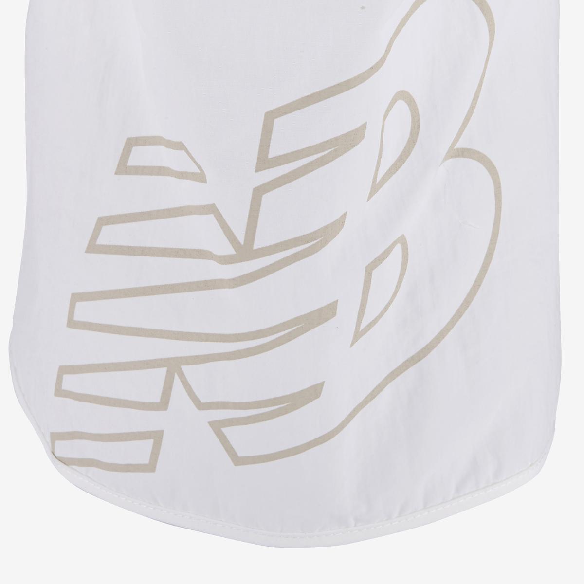 (39)Ivory