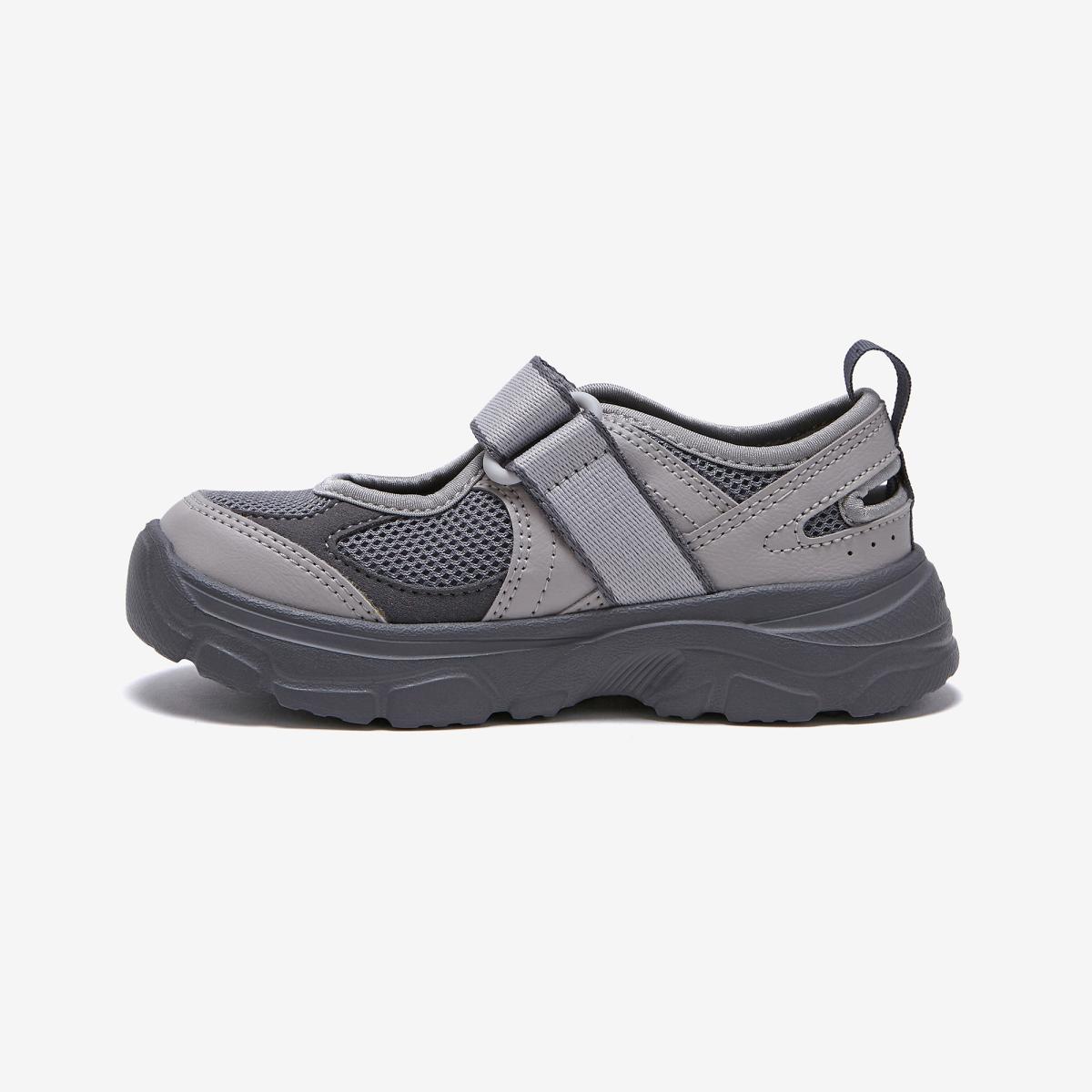 (15)Gray