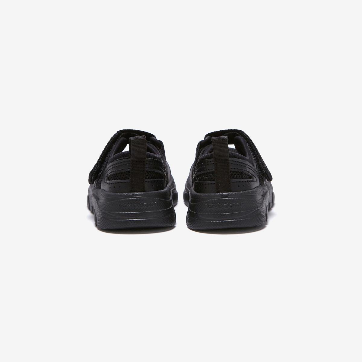 (19)Black