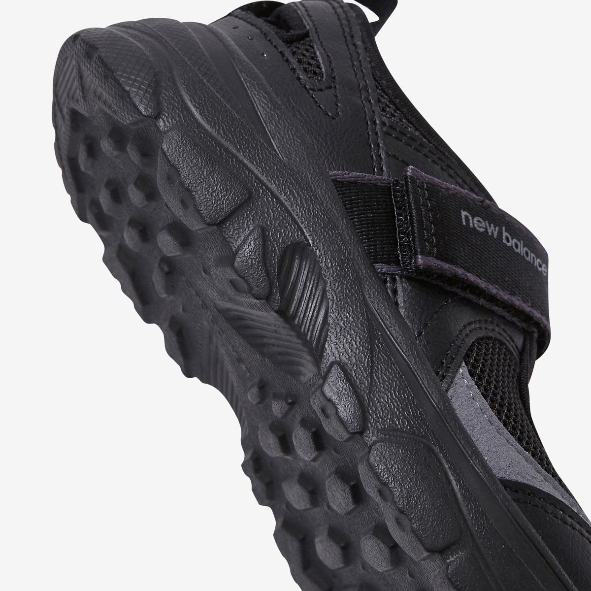 (19)Black