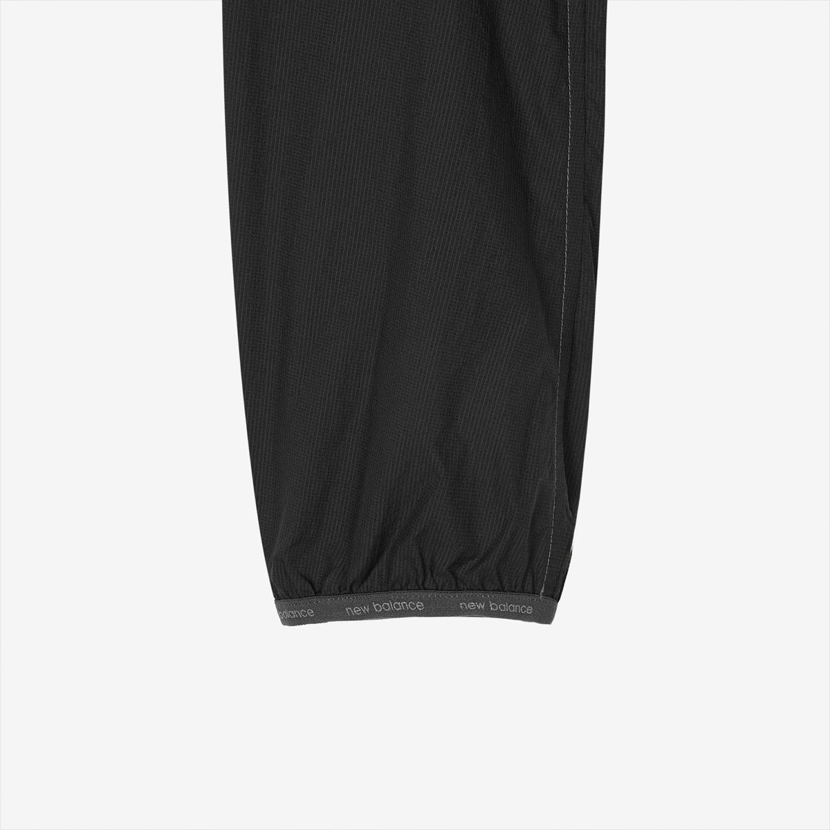(19)Black