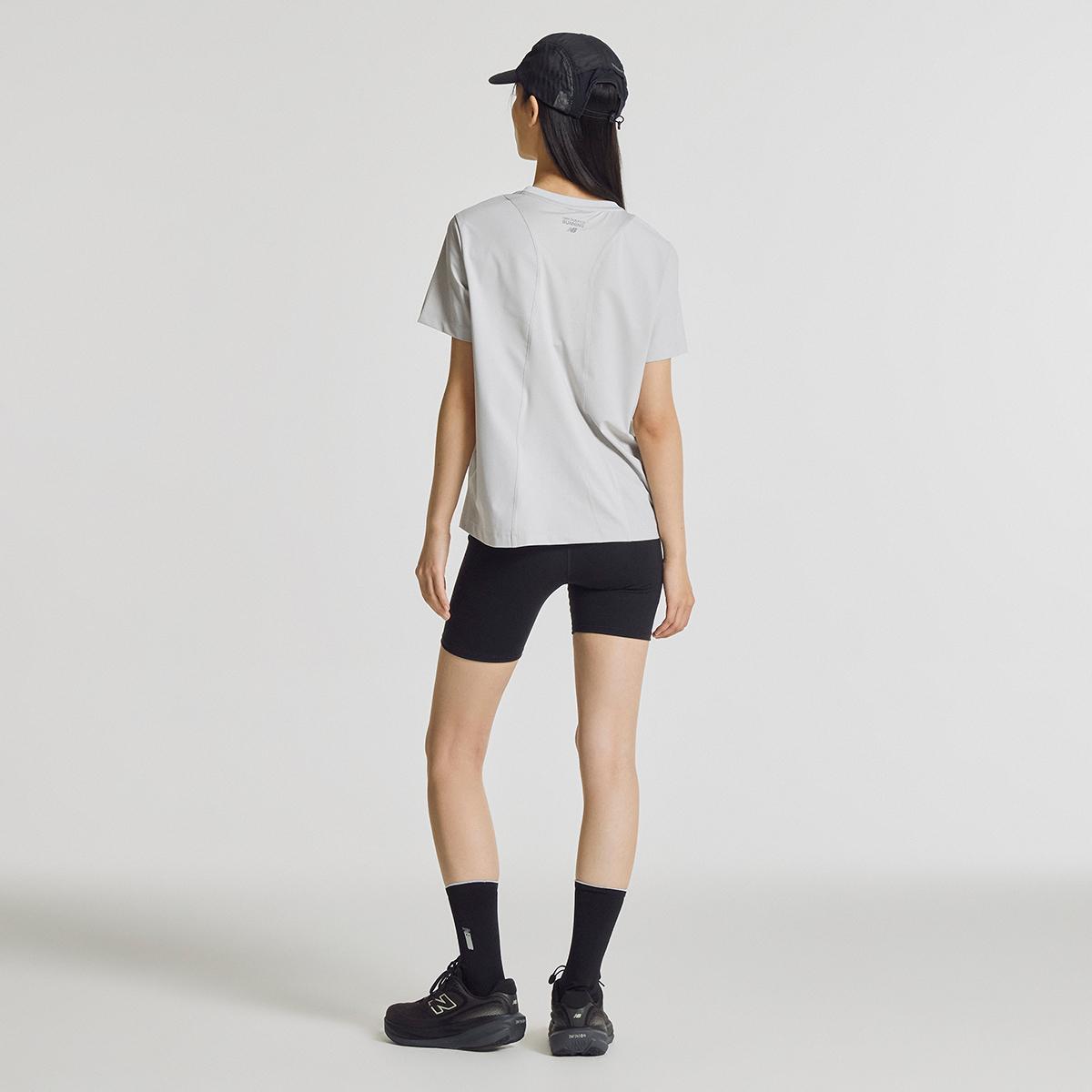 (16)Light Gray
