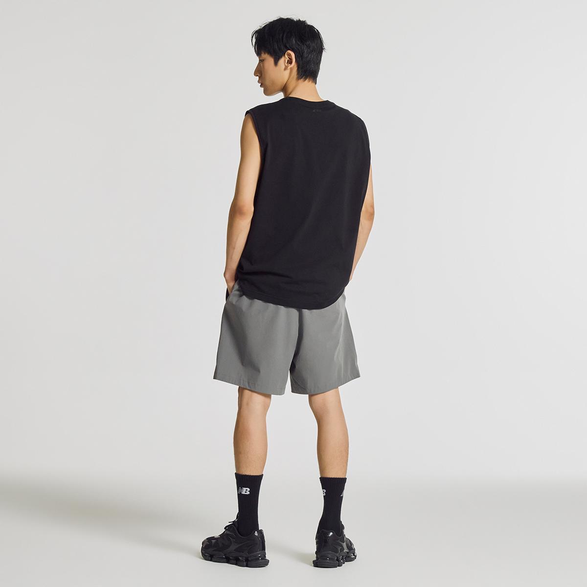 (19)Black