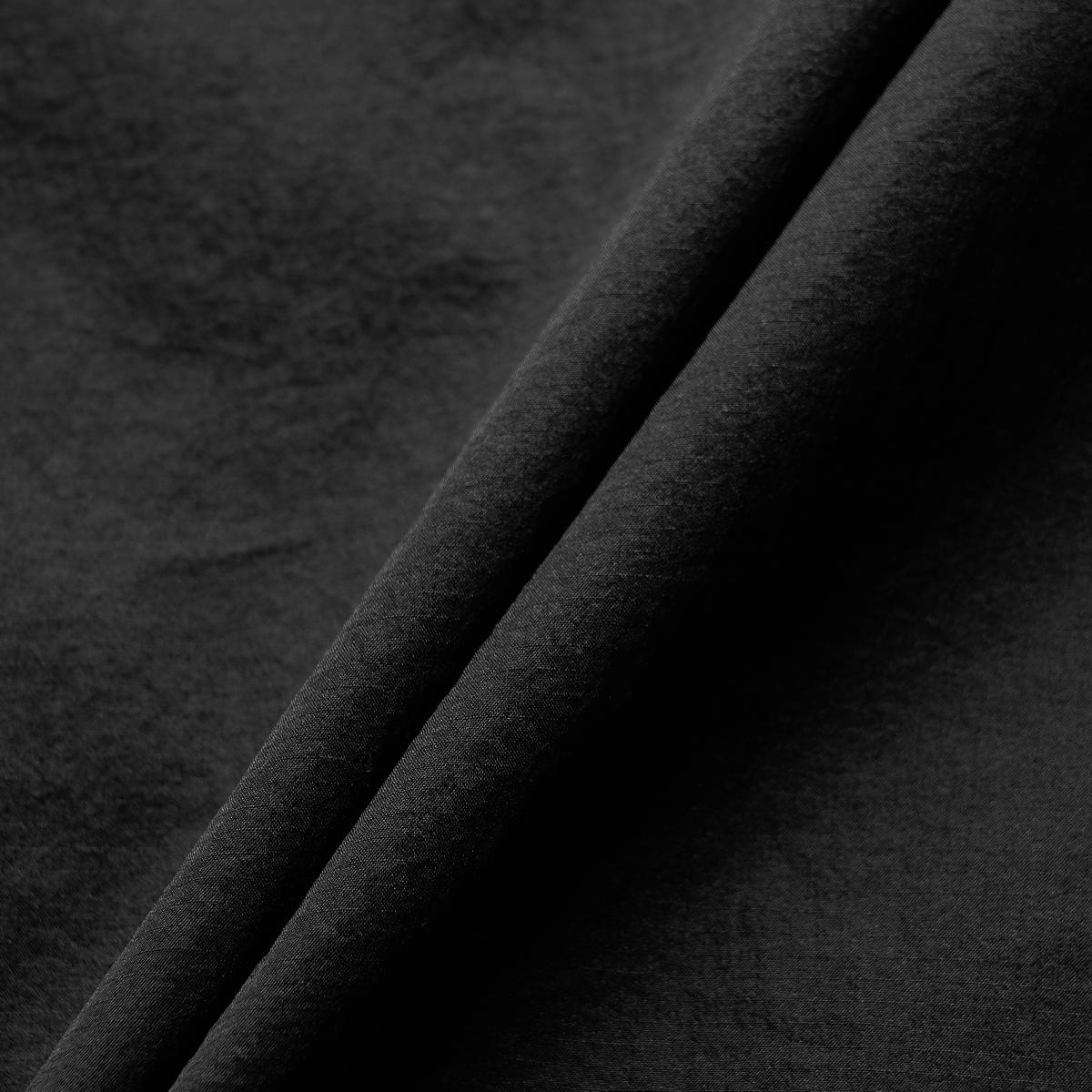 (19)Black