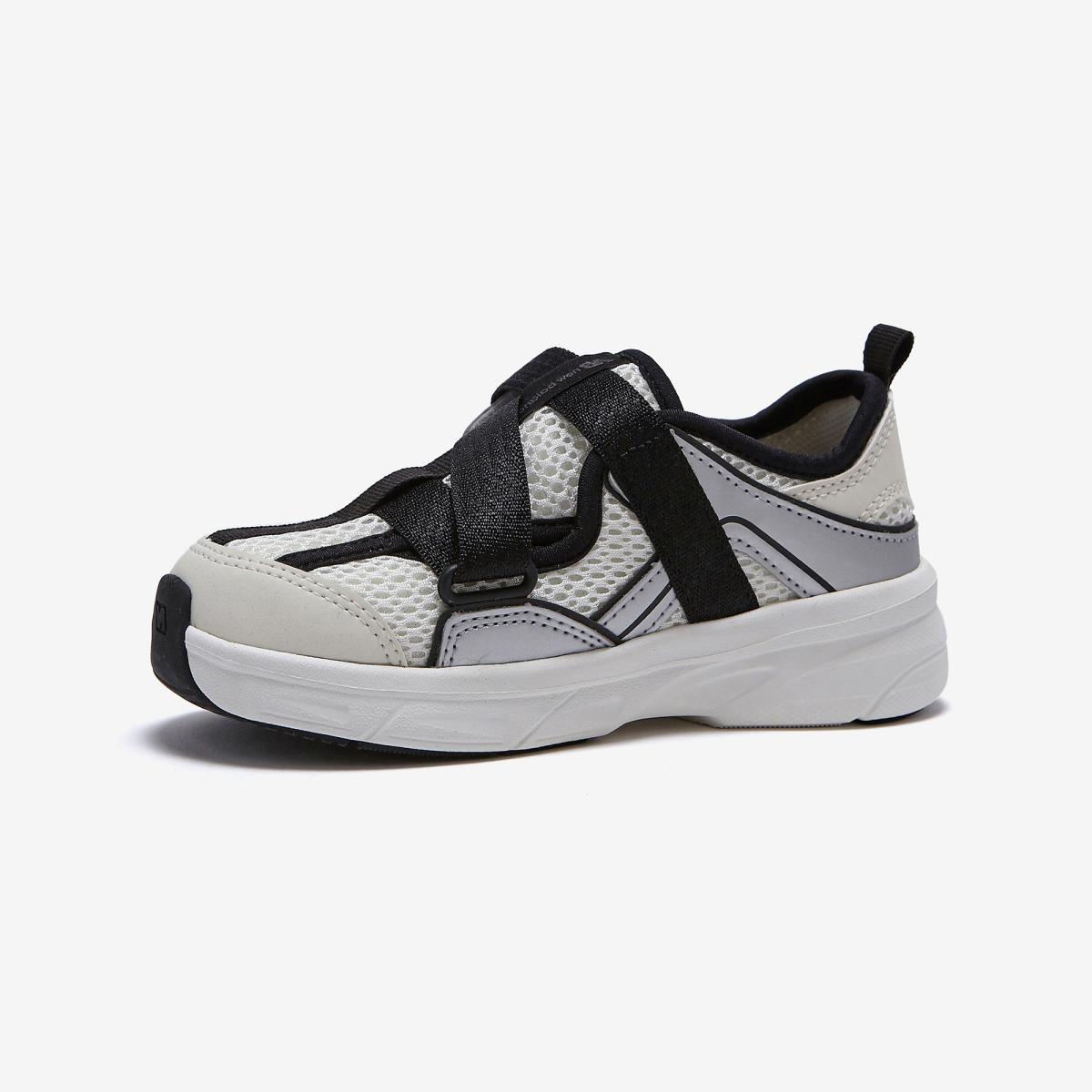 (19)Black
