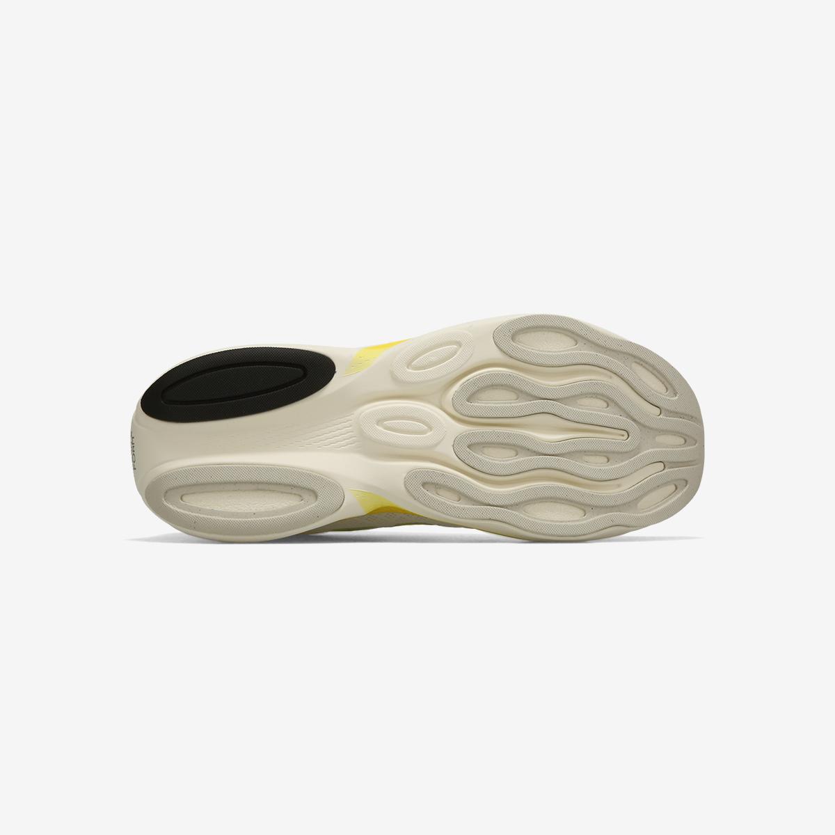 (39)Ivory