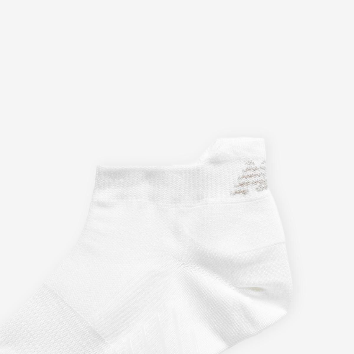 (10)White