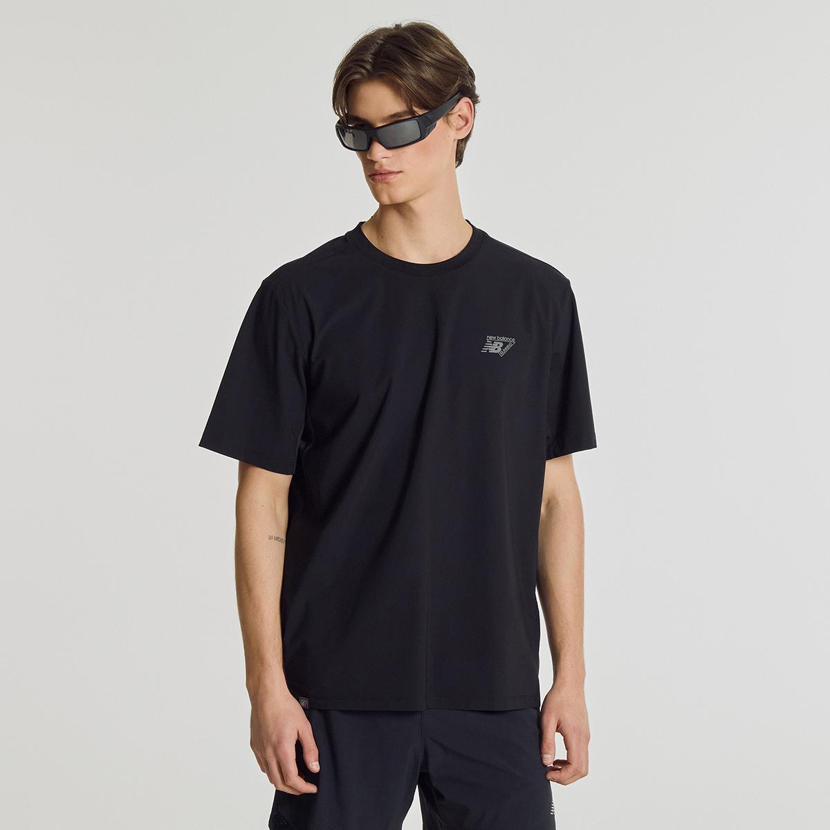 (19)Black