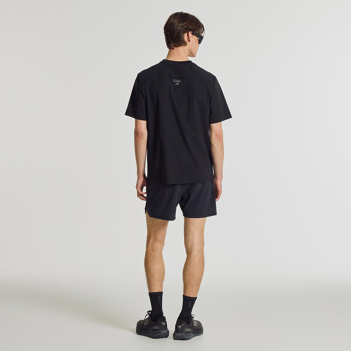(19)Black
