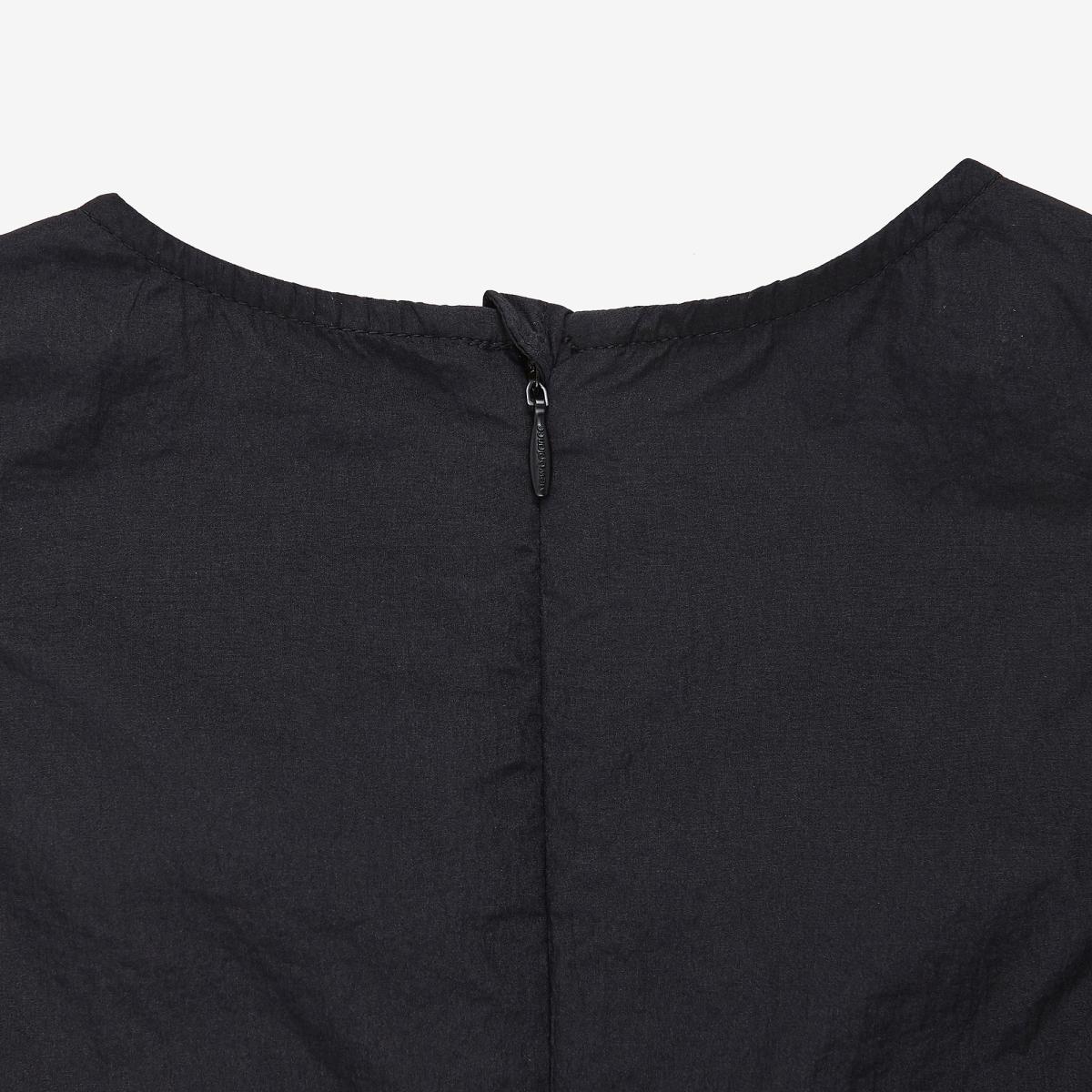 (19)Black