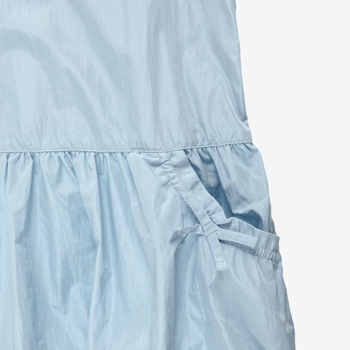 (51)Light Blue