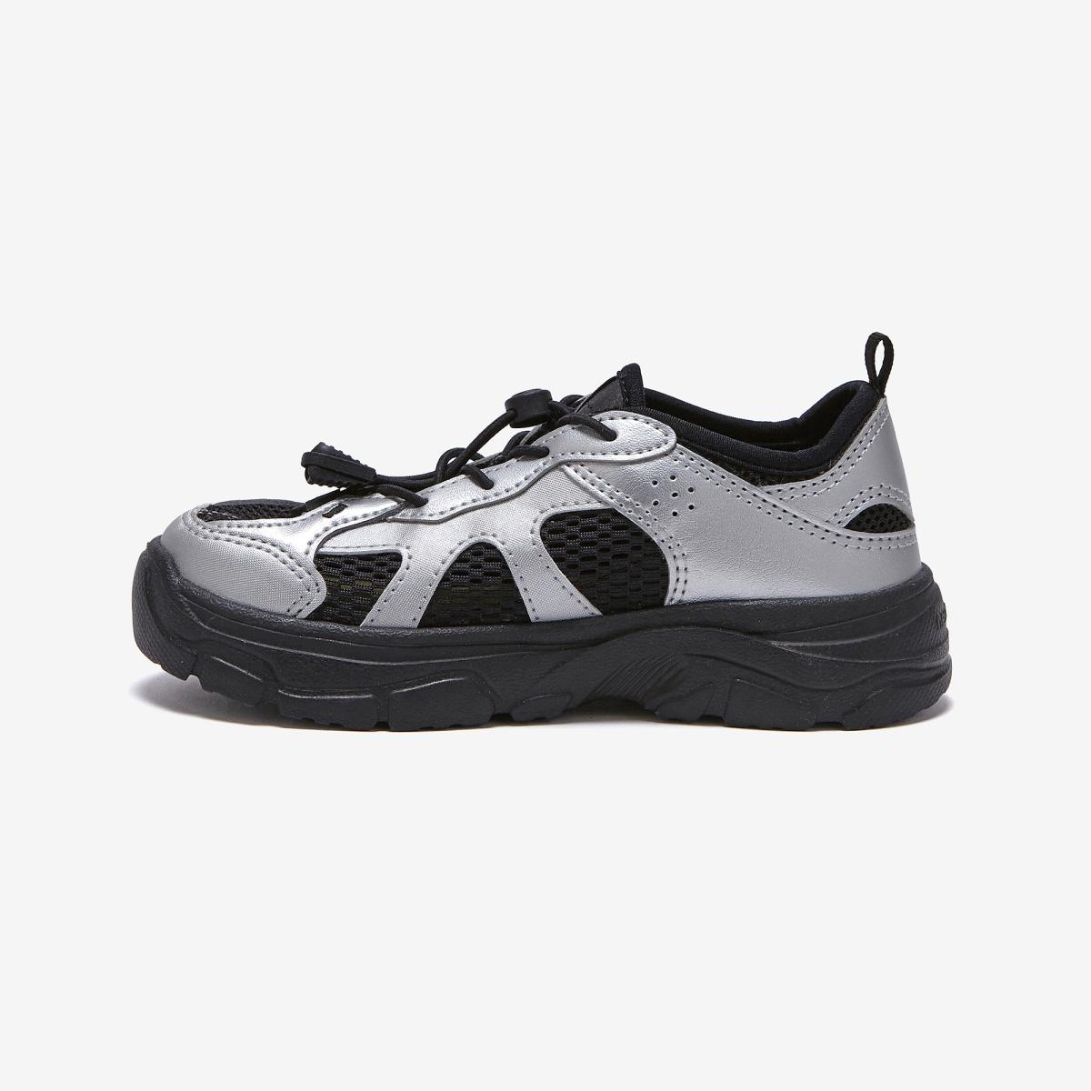 (91)Silver