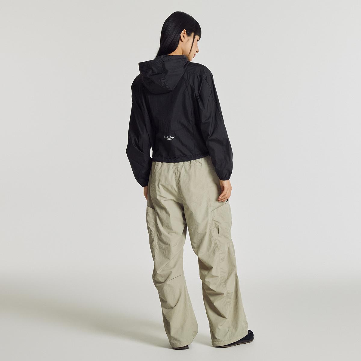 (19)Black