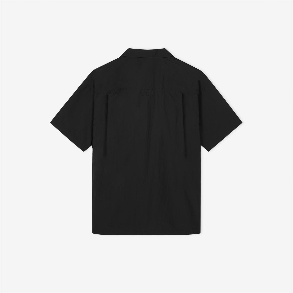 (19)Black