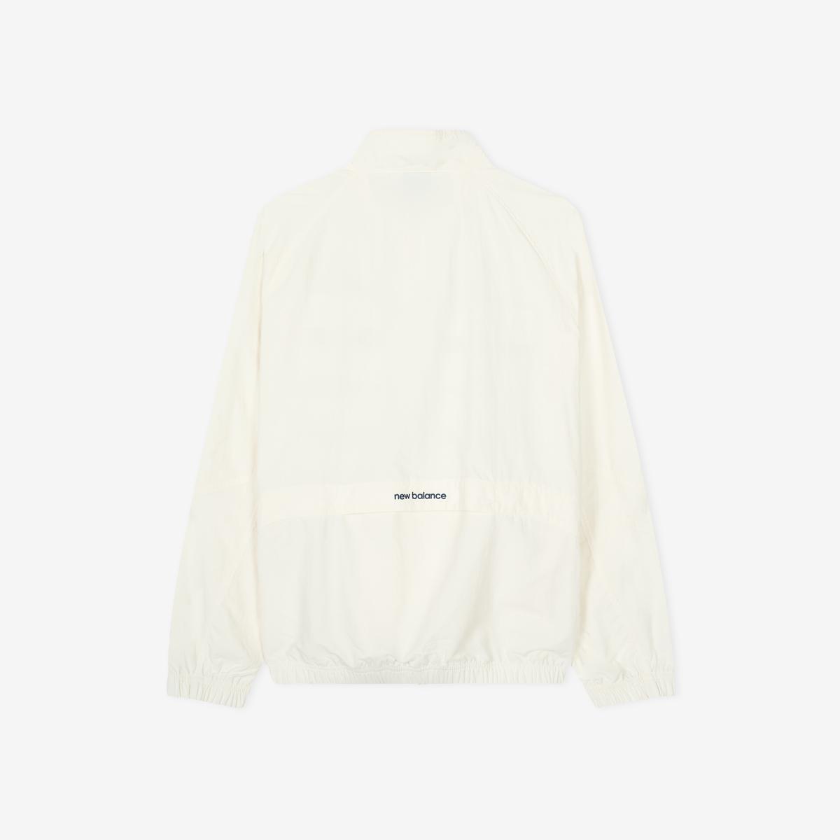 (39)Ivory