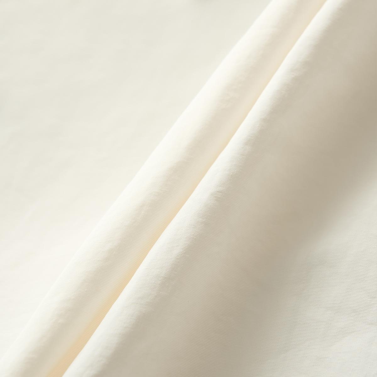 (39)Ivory