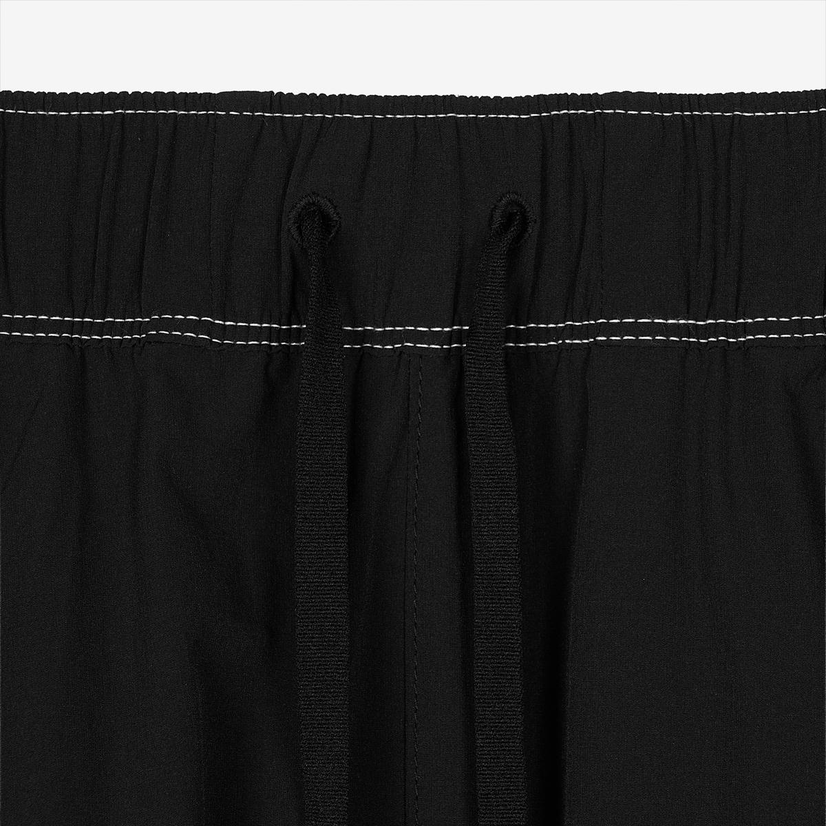 (19)Black