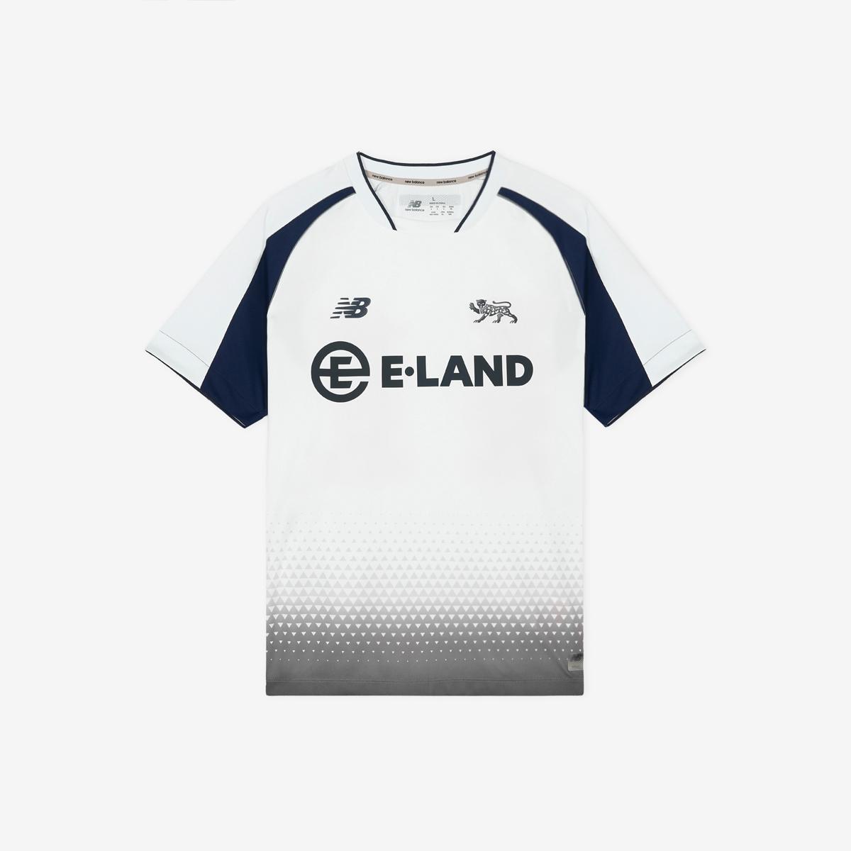 (10)White