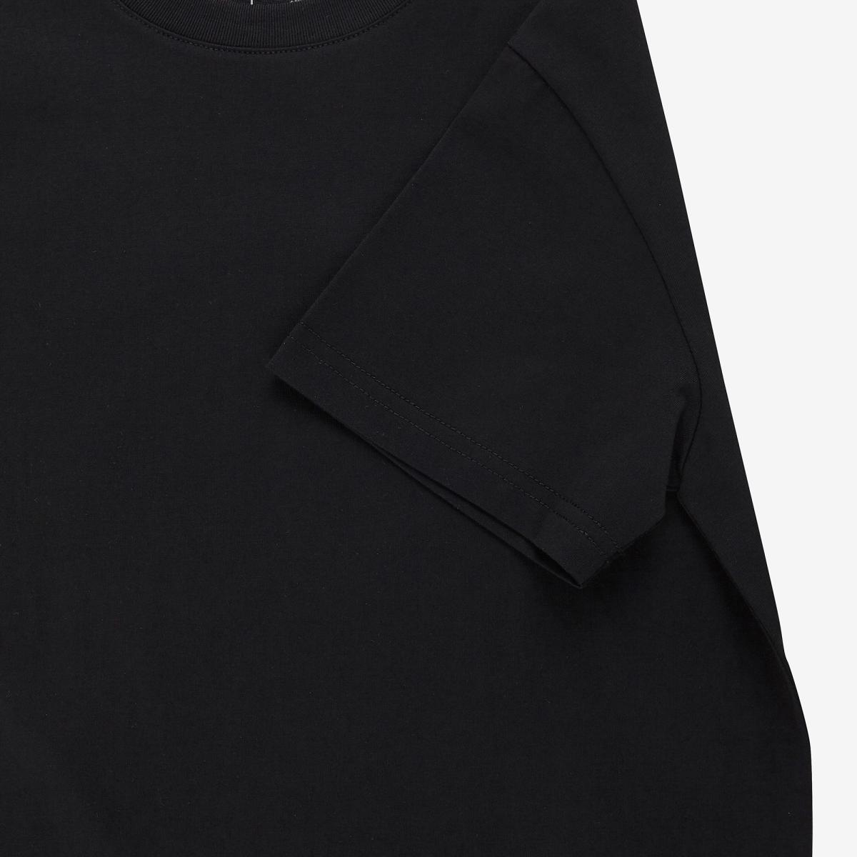 (19)Black