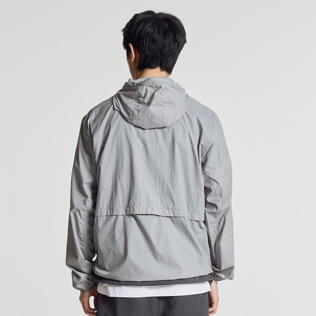 (15)Gray