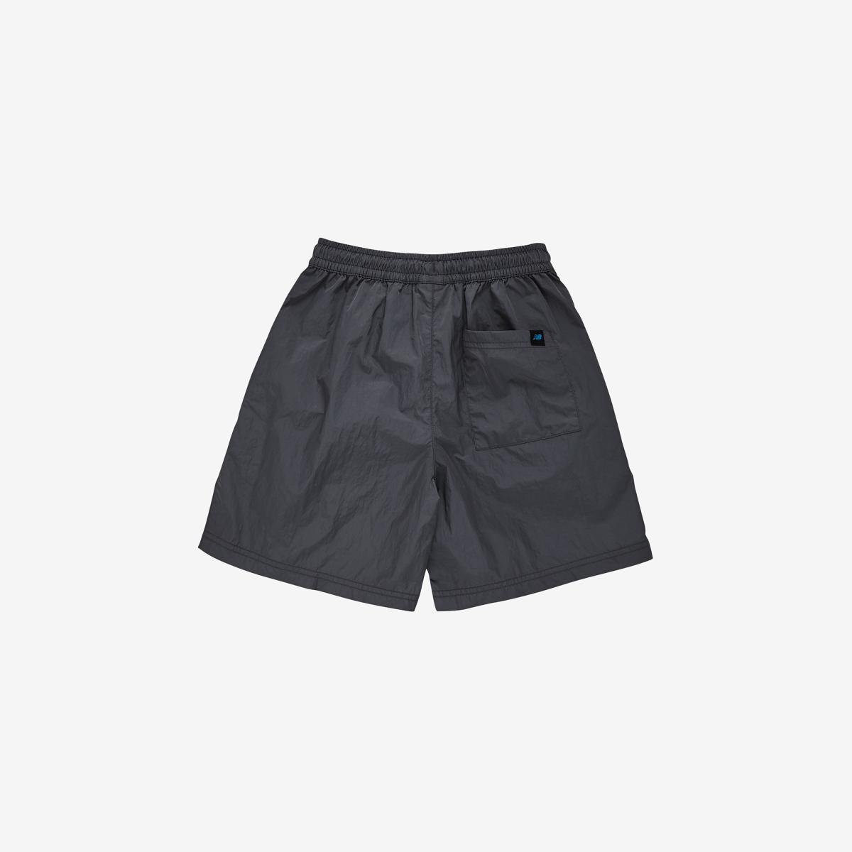 (60)Charcoal