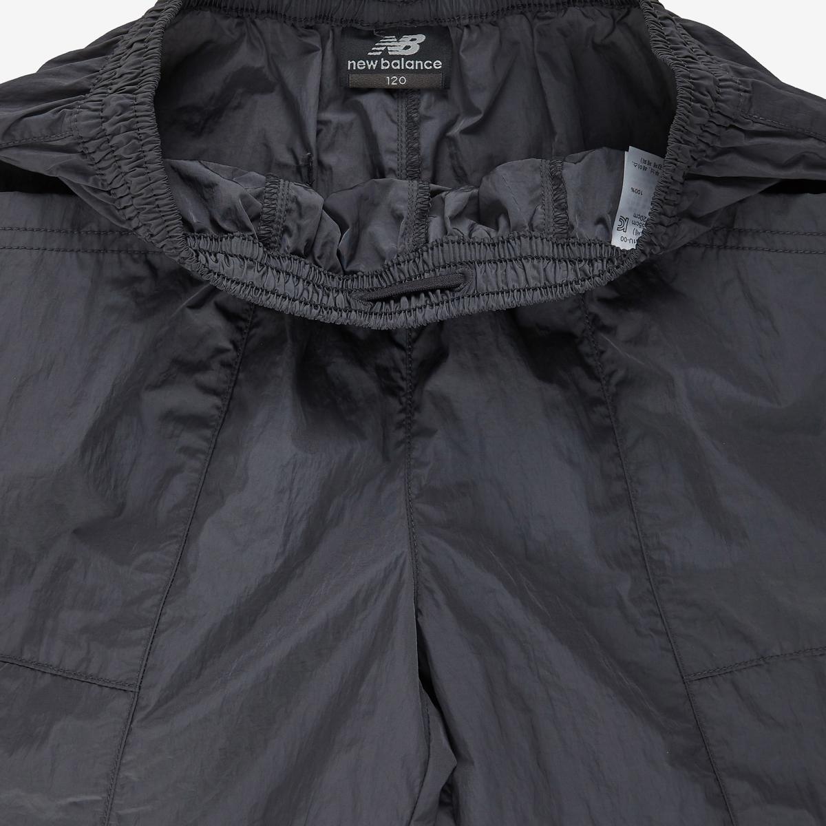 (60)Charcoal