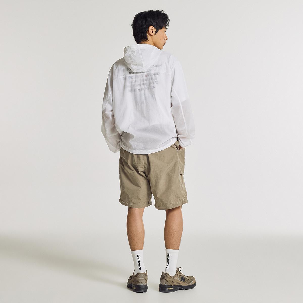 (10)White