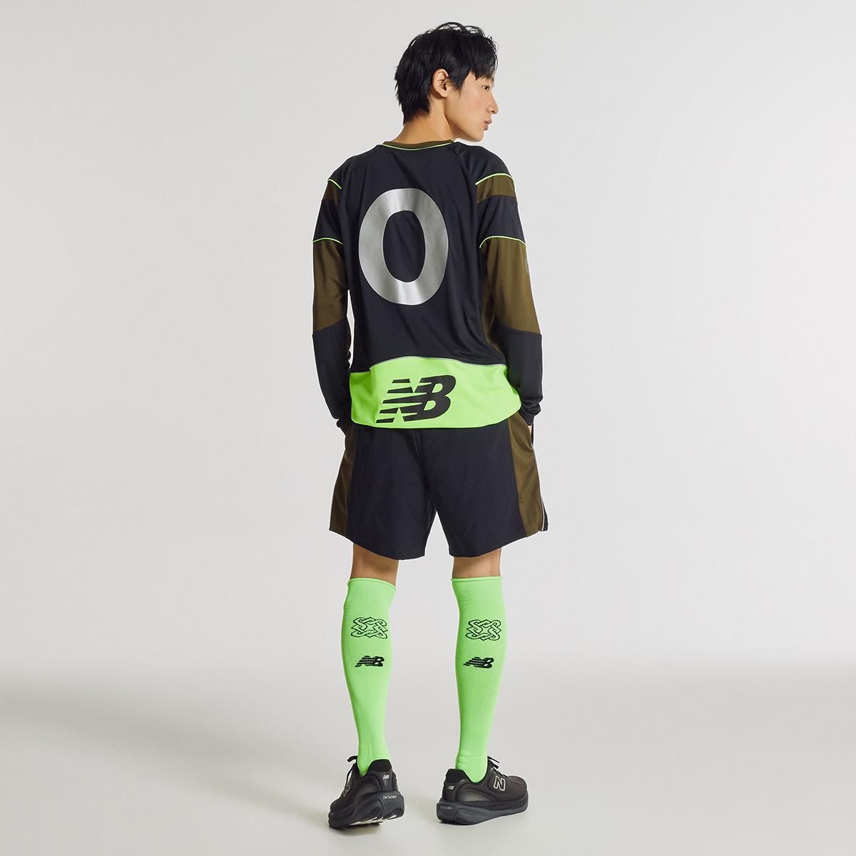 (19)Black