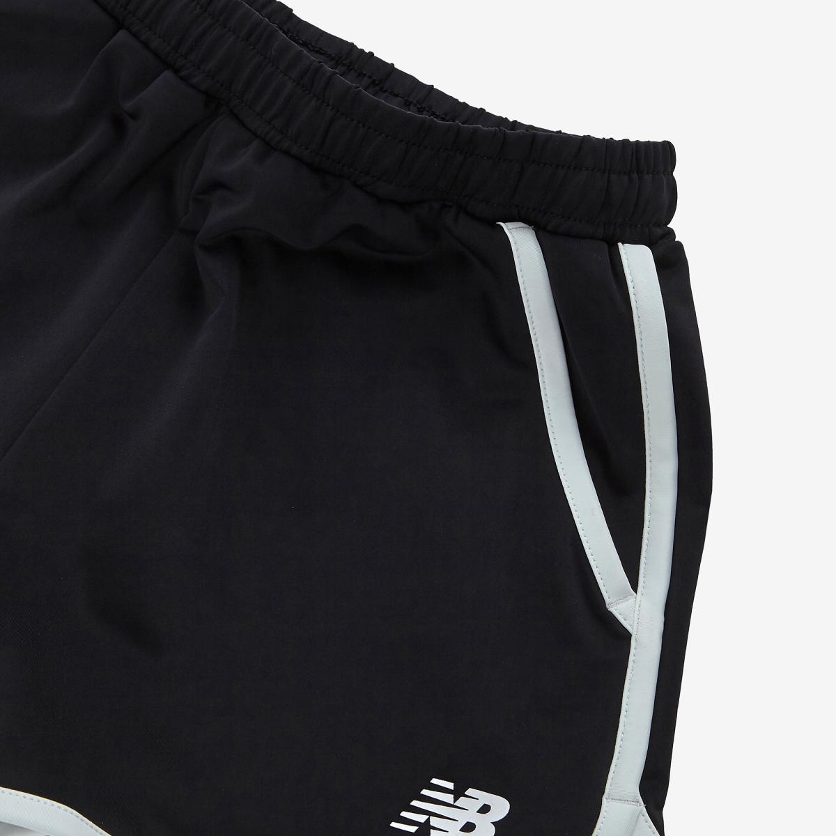 (19)Black