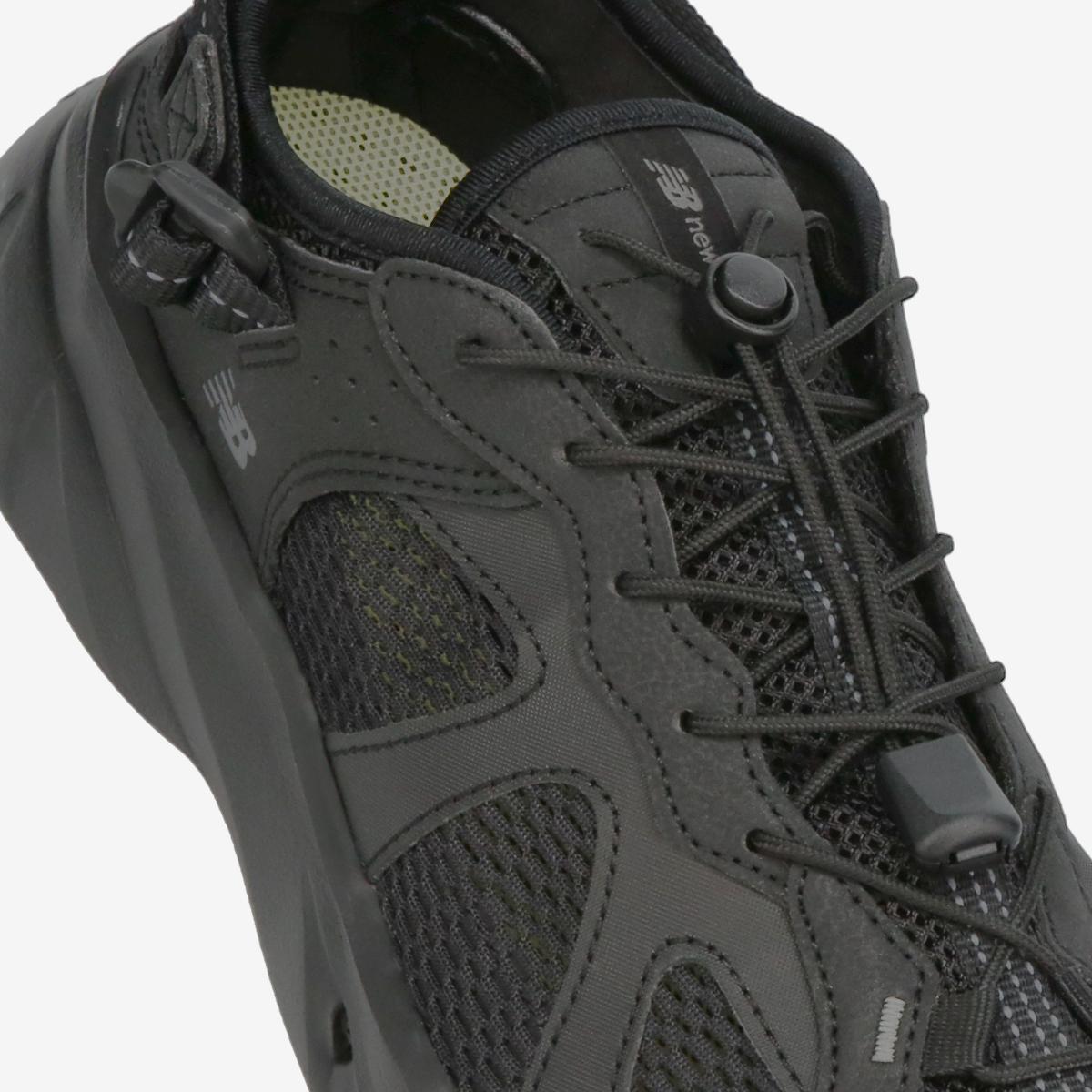 (19)Black