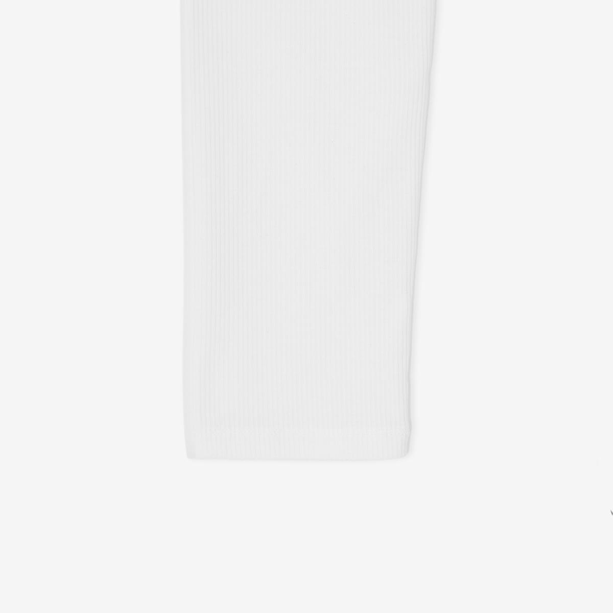 (10)White