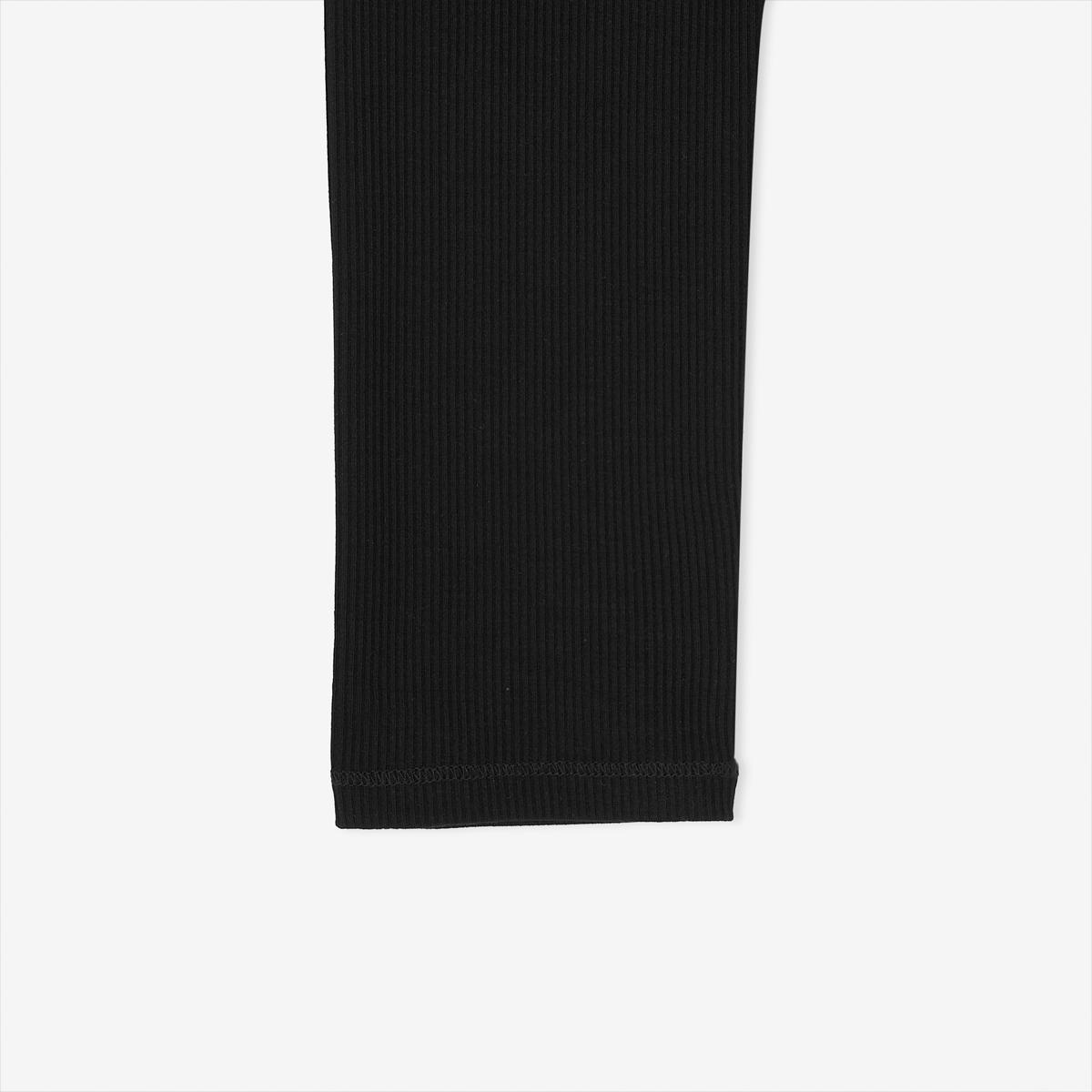 (19)Black
