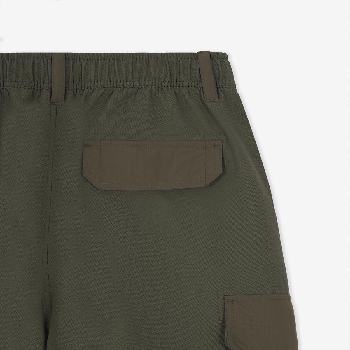 (49)Khaki