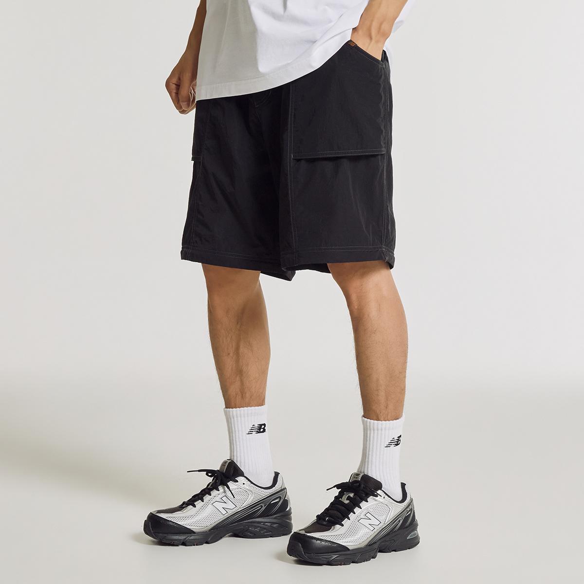 (19)Black
