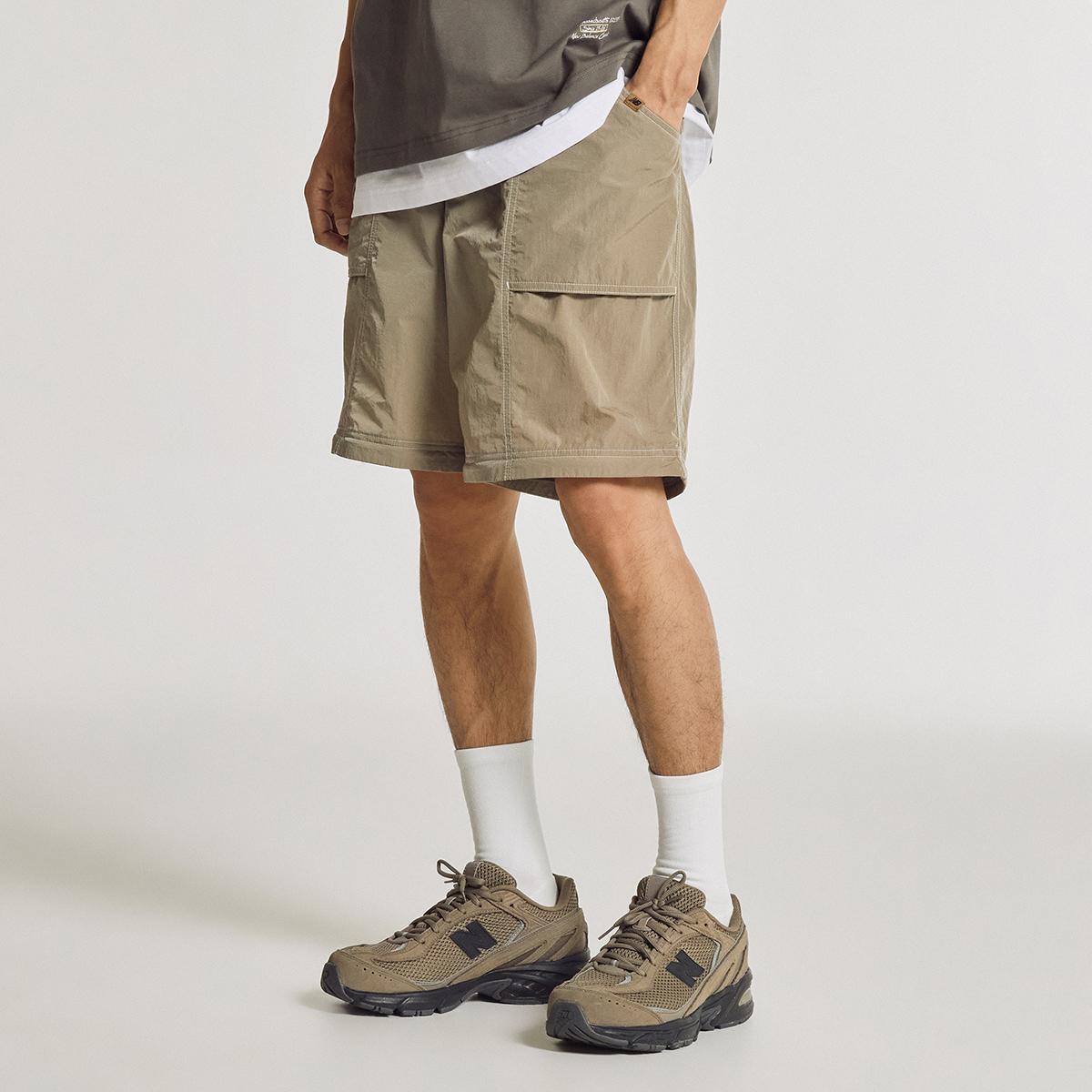 (35)Beige