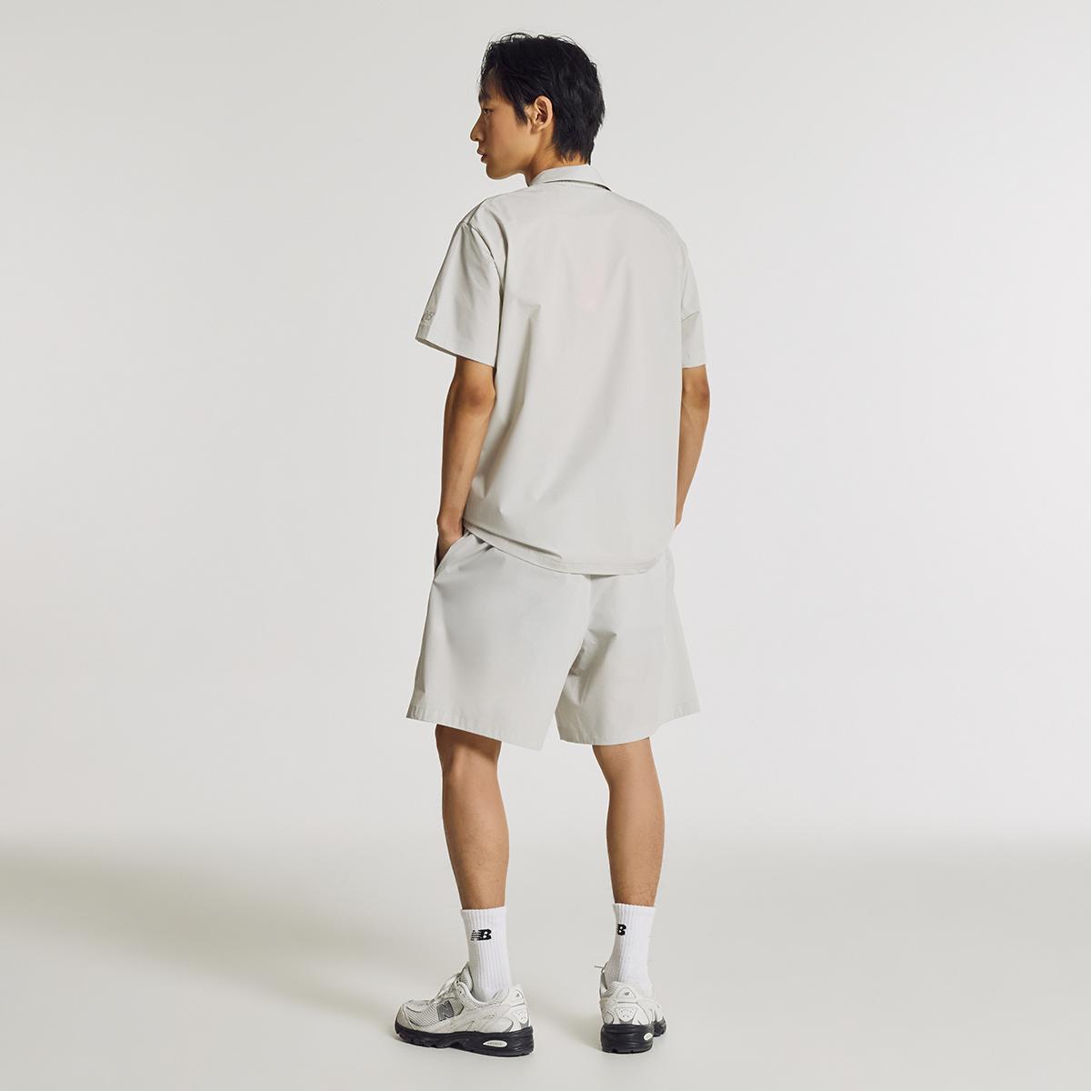 (16)Light Gray